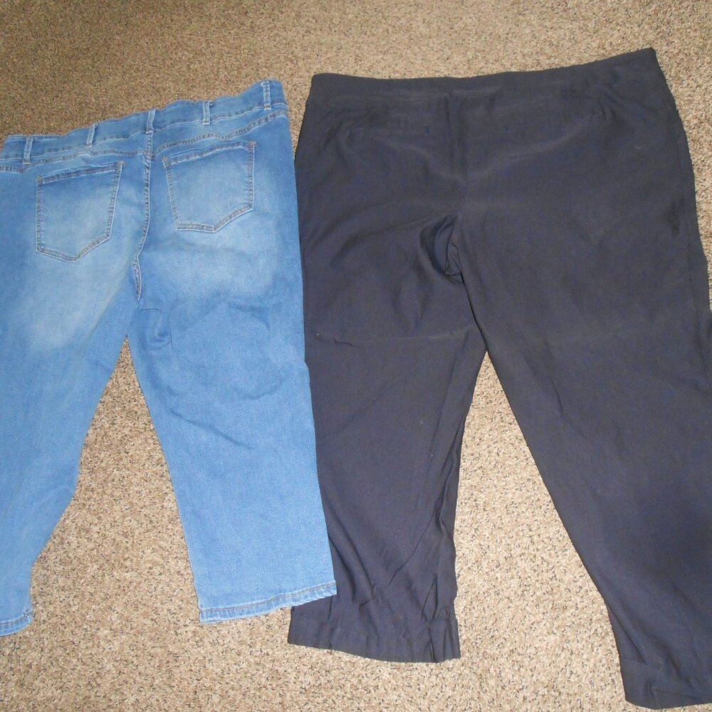 2 PLUS SIZE WOMEN'S PANTS CAPRI TRIBAL & BLOOMCHIC DENIM SIZE 24W SALE 👩